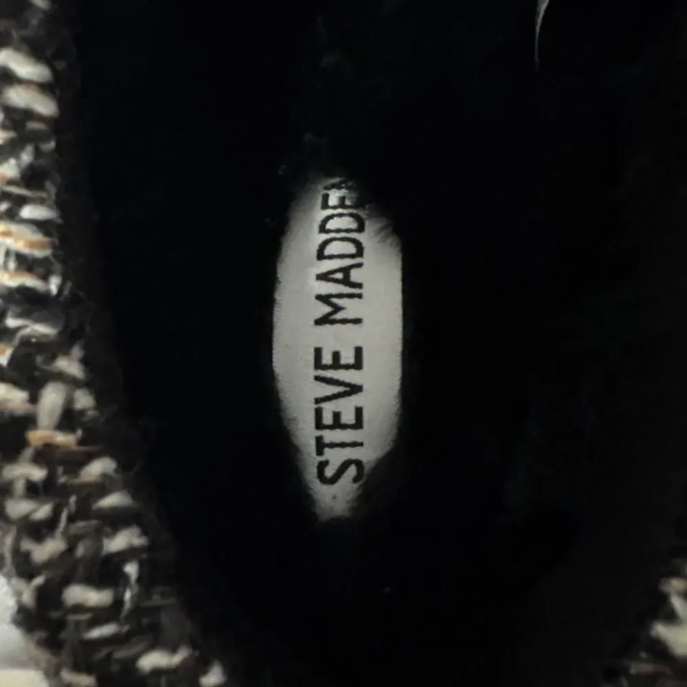 Steve Madden Selden Black Suede Faux Fur Platform Size 8 New
